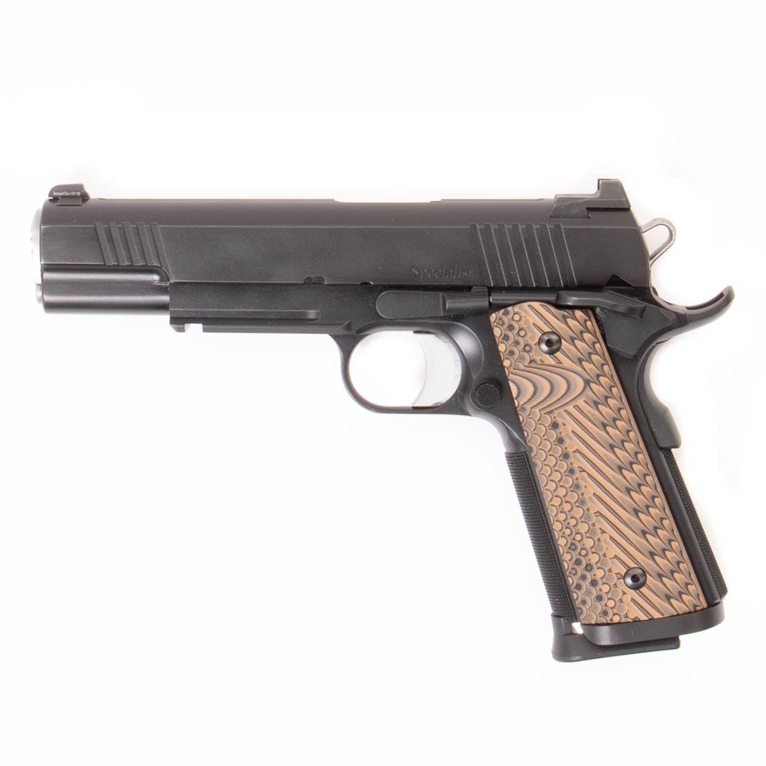 DAN Wesson Firearms Specialist ECOM00415109 500859